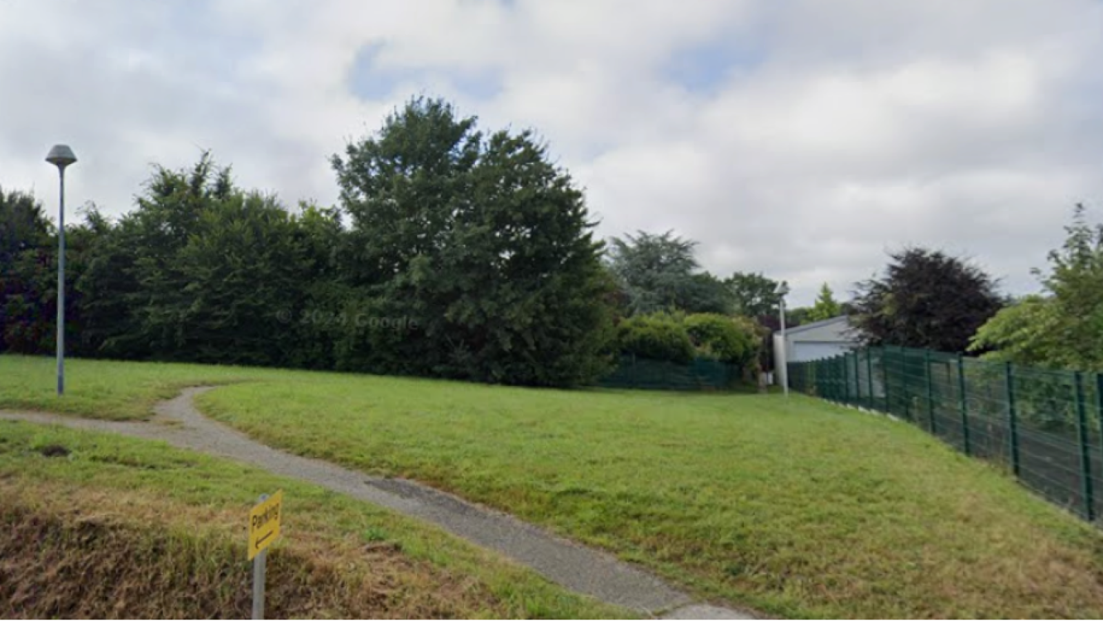Terrain constructible de 238m2 à Bain-de-Bretagne/ image 1