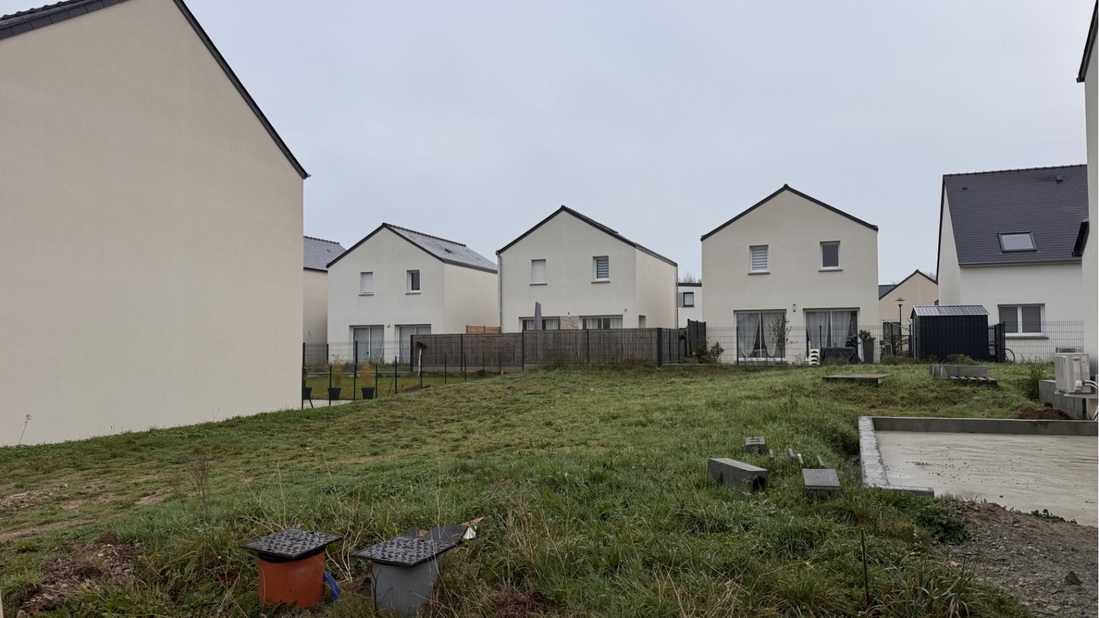 Terrain constructible de 215m2 à La Bouëxière/ image 1