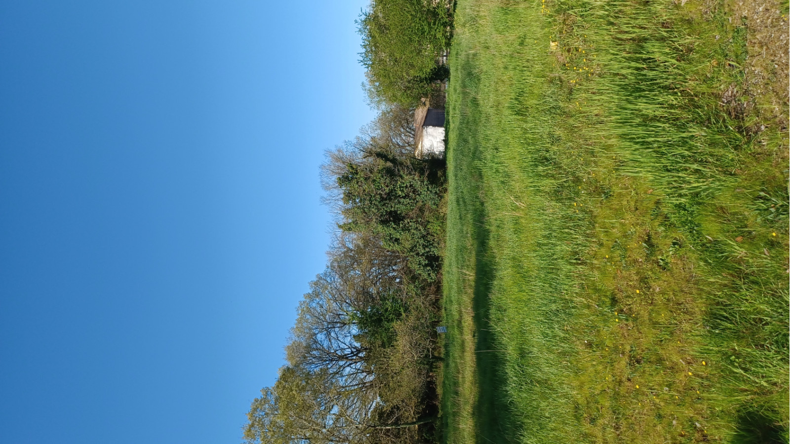 Terrain constructible de 664m2 à Montussan/ image 1
