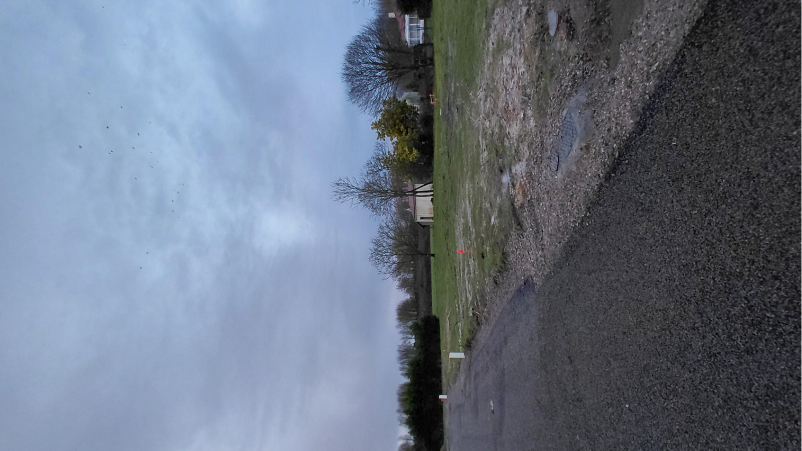 Terrain constructible de 444m2 à Saint-Mathurin/ image 1