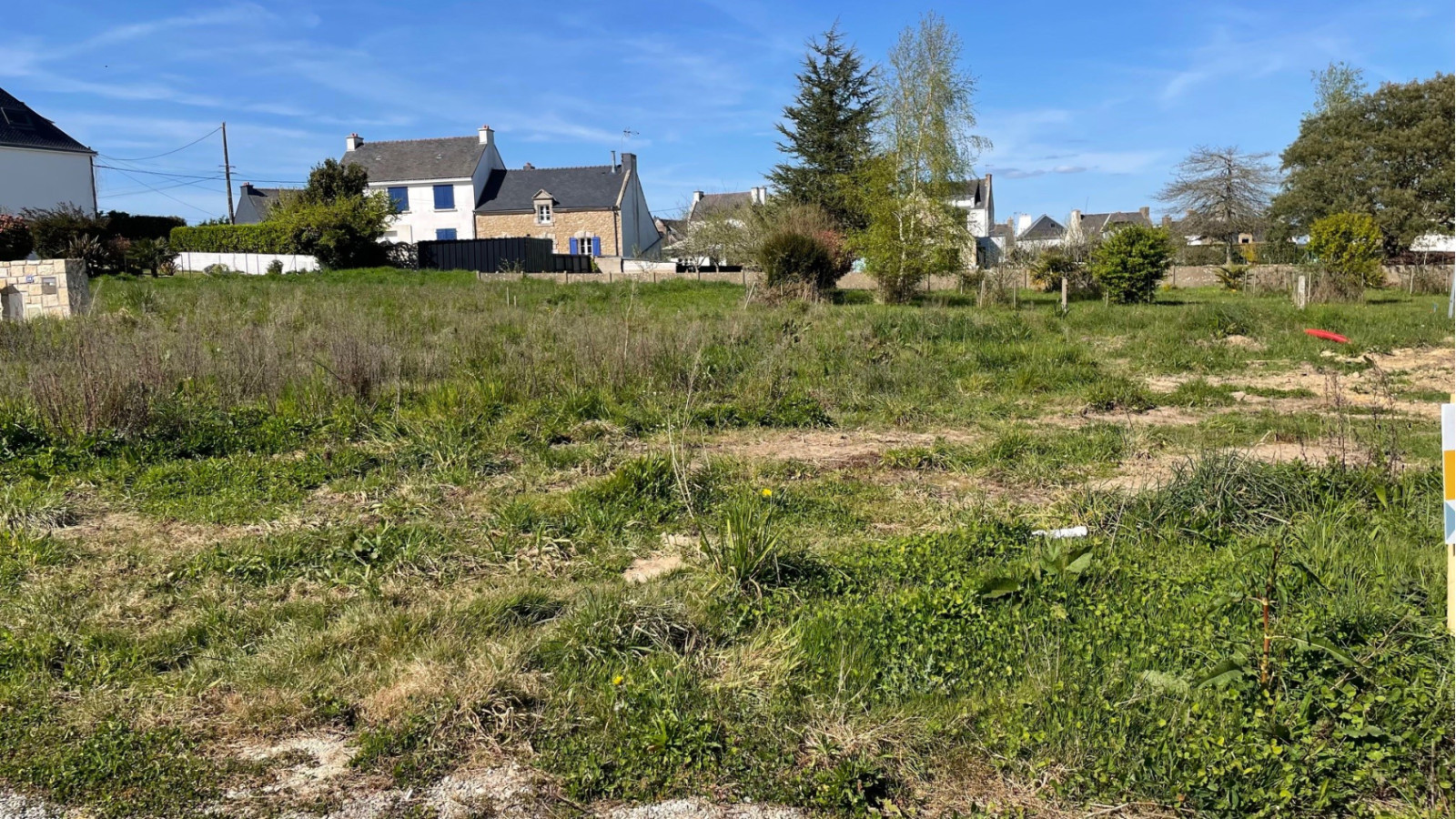 Terrain constructible de 434m2 à Belz/ image 1