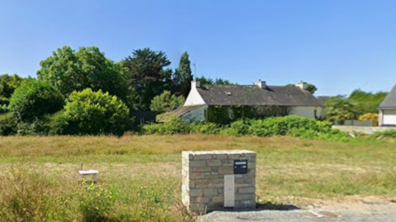 Terrain constructible de 478m2 à Clohars-Carnoët/ image 1