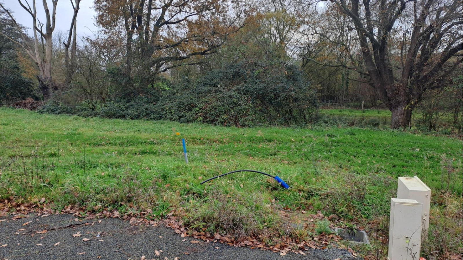 Terrain constructible de 356m2 à Bouchemaine/ image 1