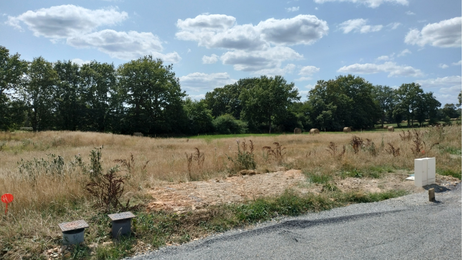 Terrain constructible de 329m2 à Saint-Onen-la-Chapelle/ image 1