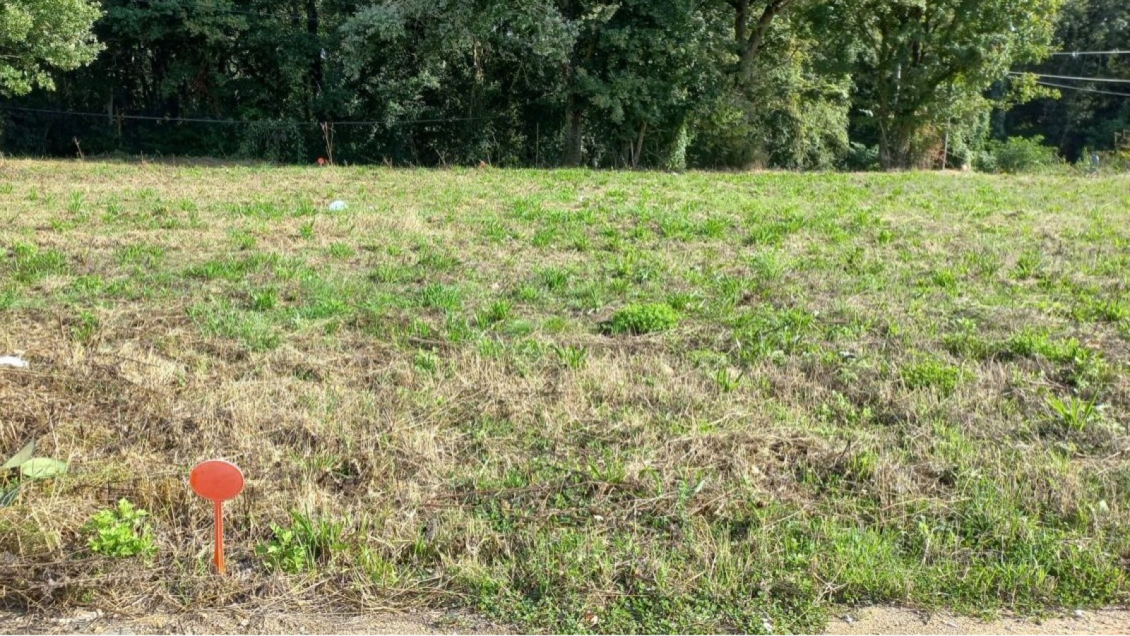 Terrain constructible de 824m2 à Veigné/ image 1
