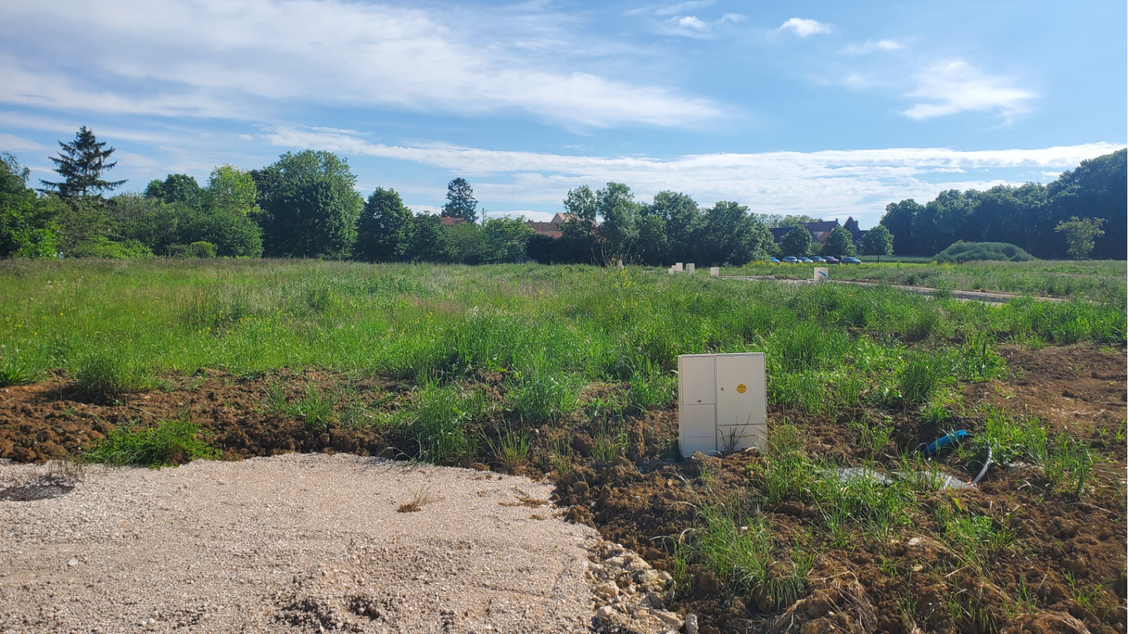 Terrain constructible de 576m2 à Agencourt/ image 1