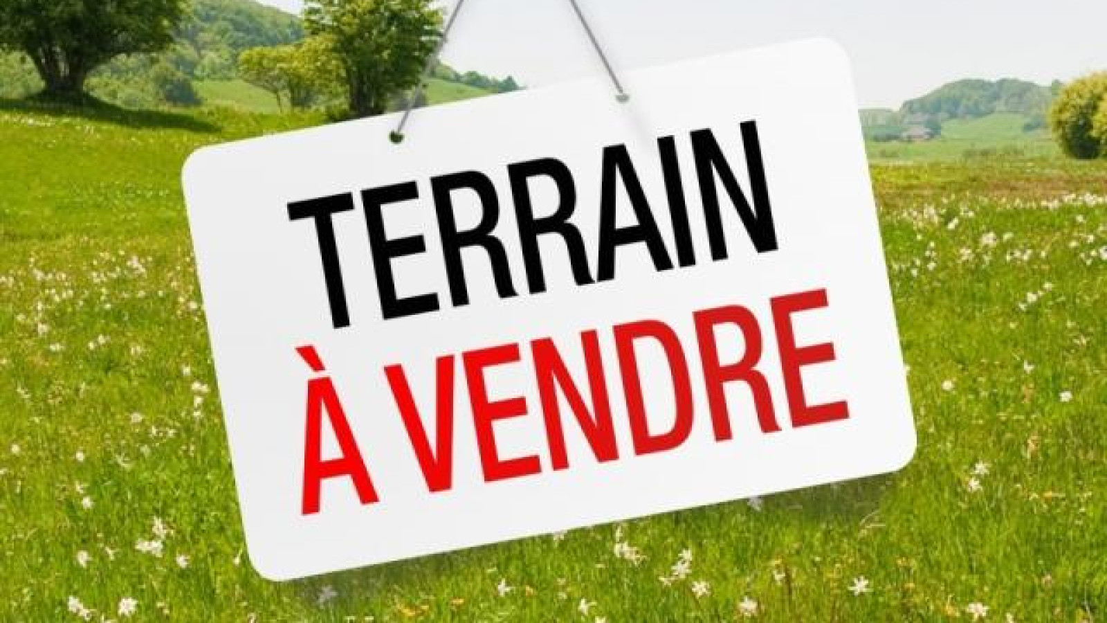 Terrain constructible de 1700m2 à Bouilland/ image 1