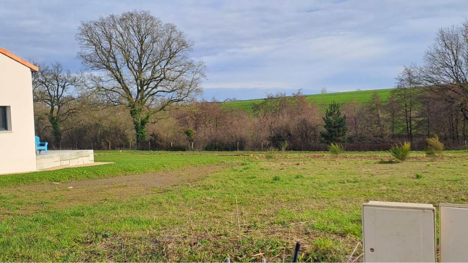 Terrain constructible de 795m2 à Le May-sur-Èvre/ image 1