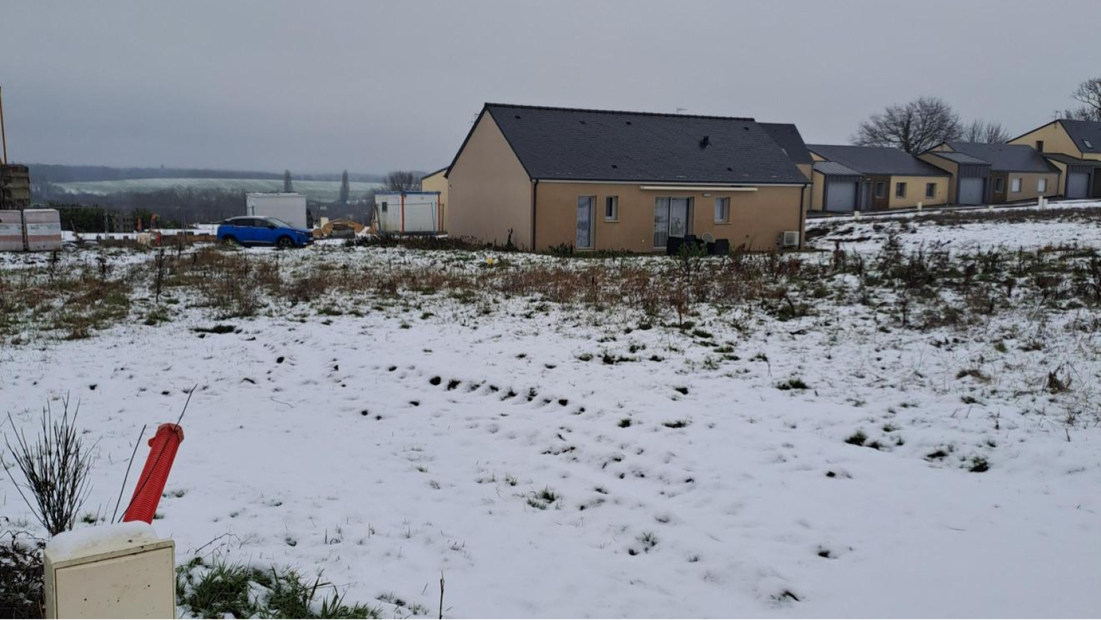 Terrain constructible de 502m2 à Soulaire-et-Bourg/ image 1
