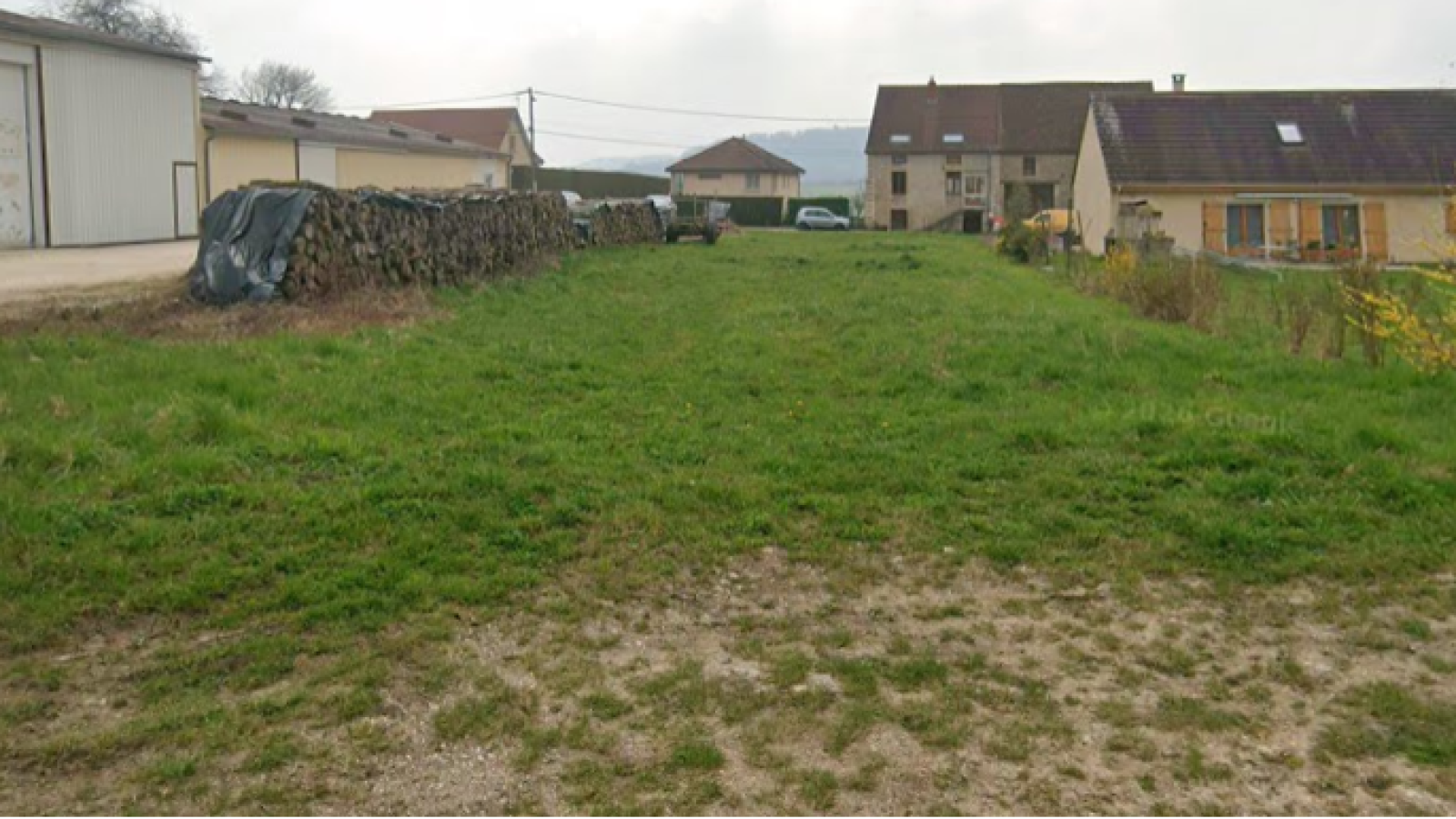Terrain constructible de 980m2 à Savigny-sous-Mâlain/ image 1