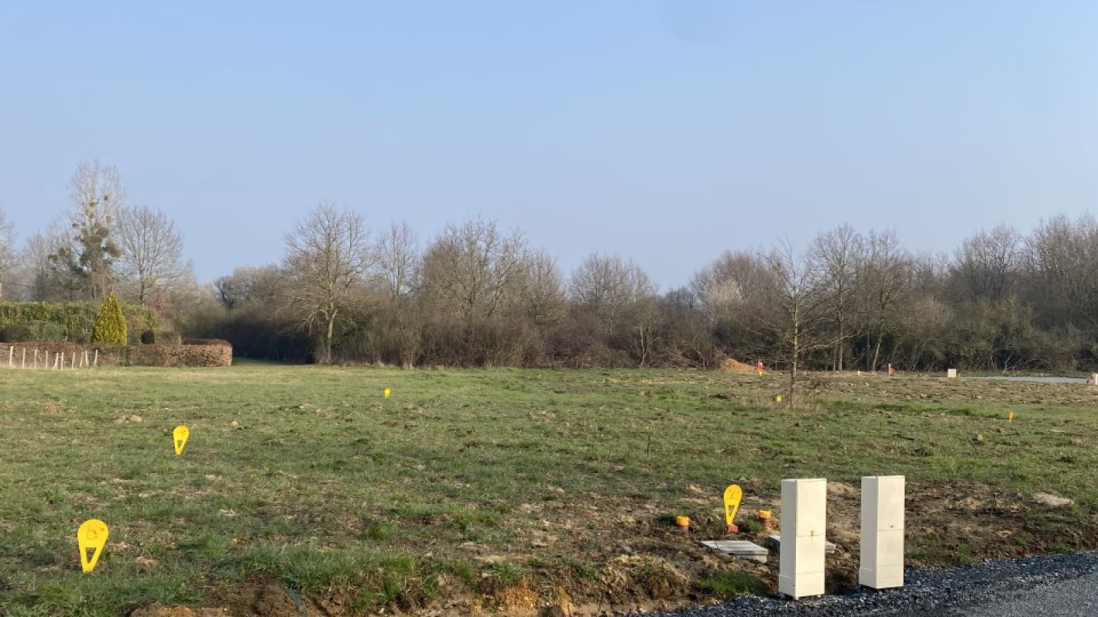 Terrain constructible de 341m2 à Mauges-sur-Loire/ image 1