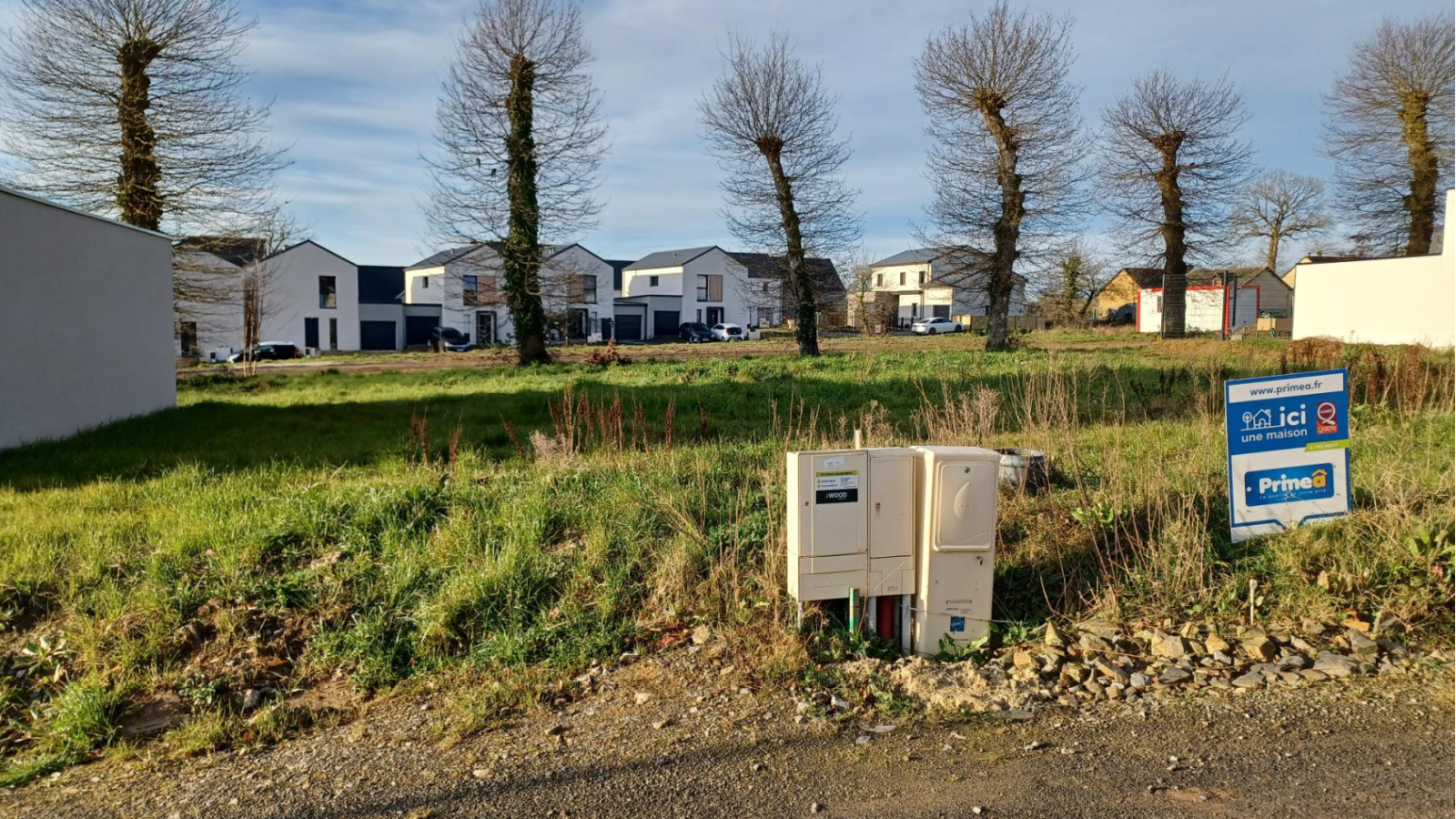 Terrain constructible de 319m2 à Saint-Thurial/ image 1