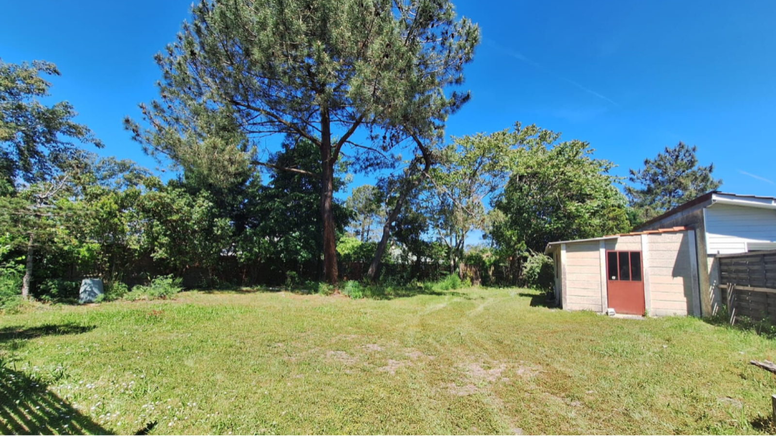 Terrain constructible de 834m2 à Mérignac/ image 1