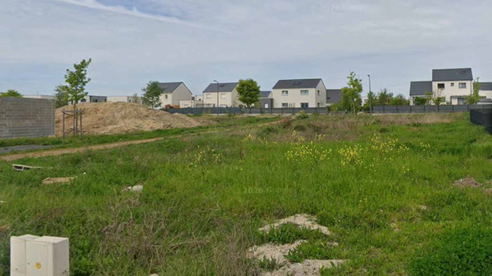 Terrain constructible de 518m2 à Ingré/ image 1