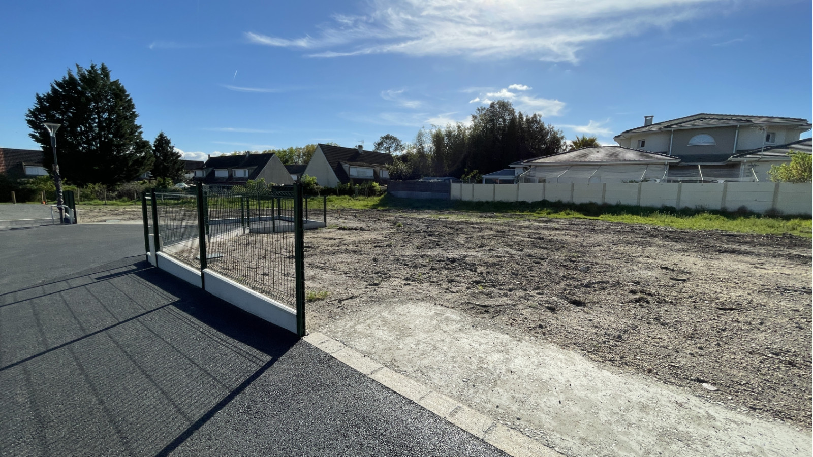 Terrain constructible de 491m2 à Mérignac/ image 1