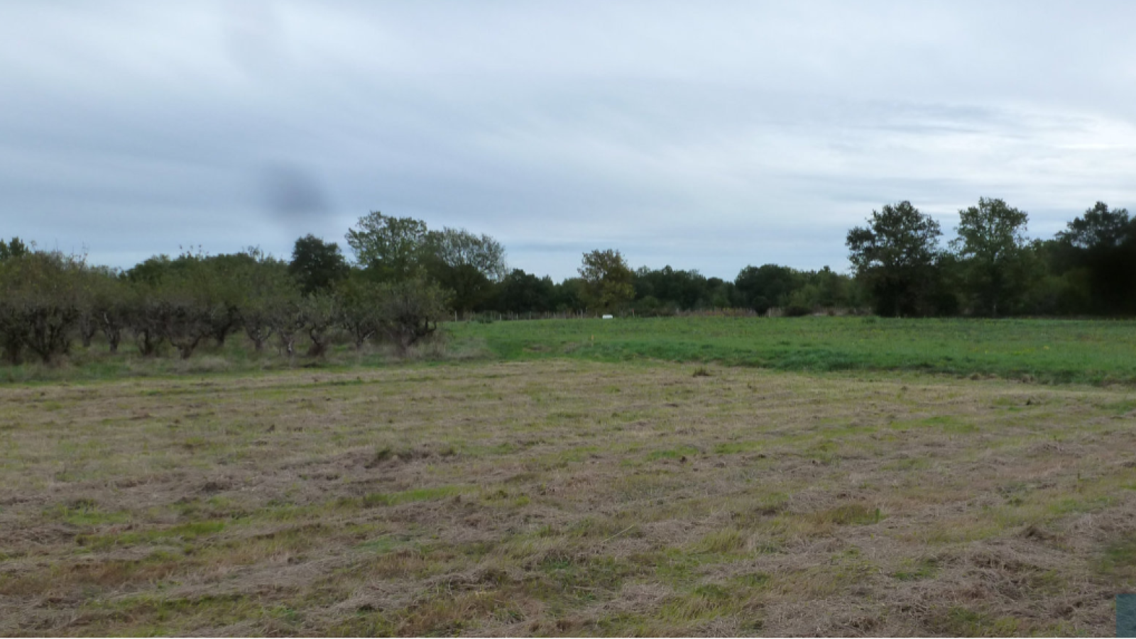 Terrain constructible de 442m2 à Hourtin/ image 1