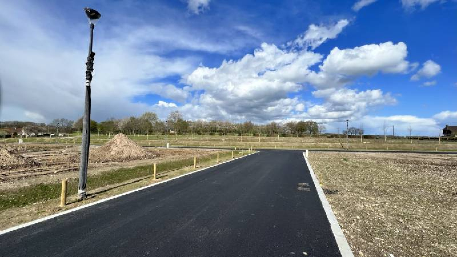 Terrain constructible de 449m2 à Biscarrosse/ image 1