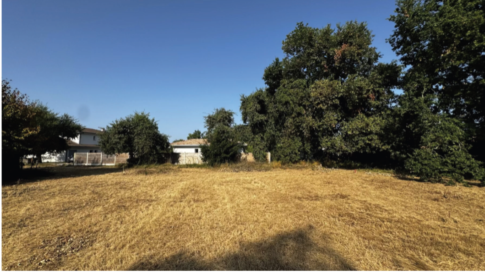 Terrain constructible de 1047m2 à Gujan-Mestras/ image 1