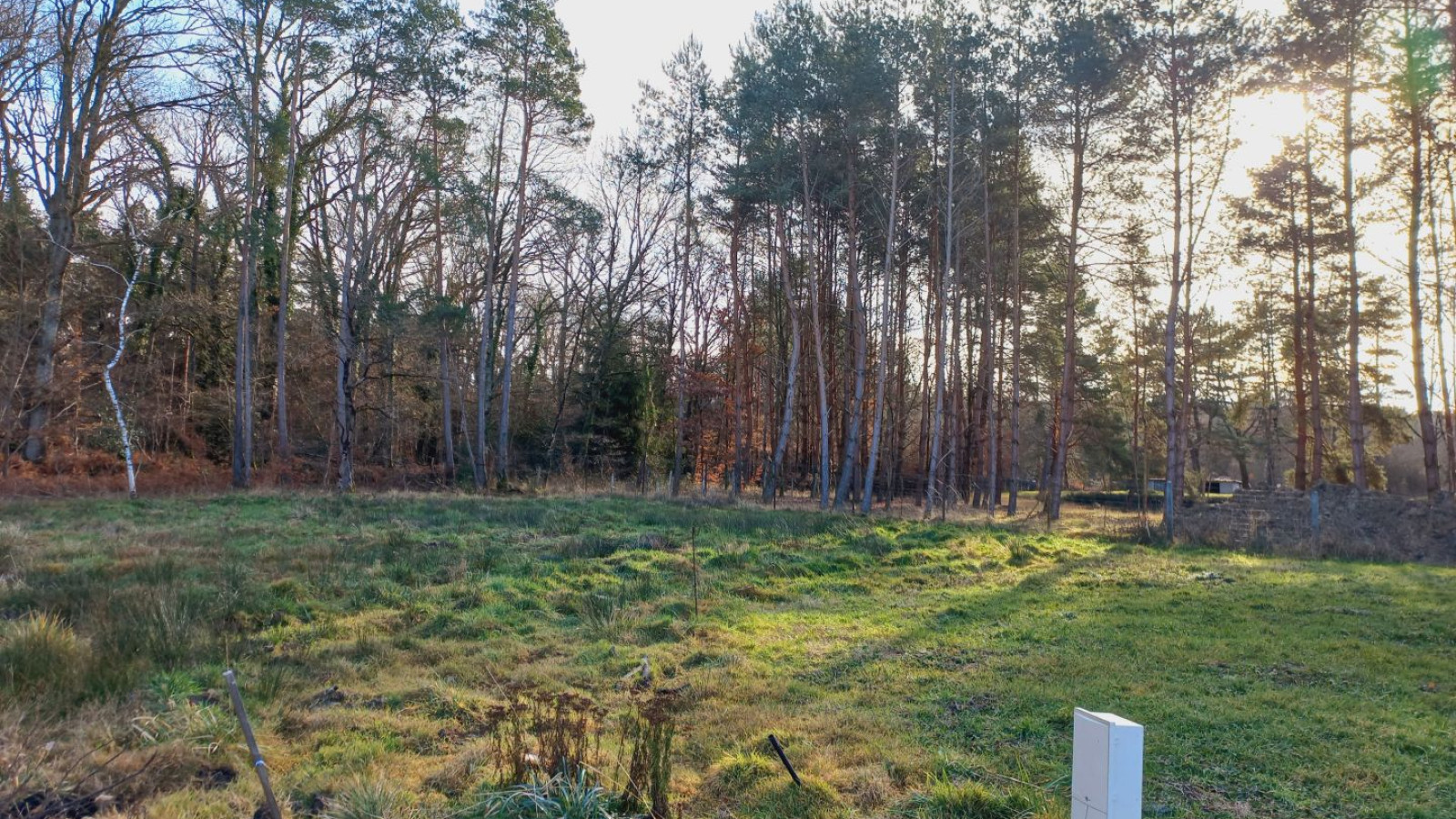 Terrain constructible de 531m2 à Traînou/ image 1
