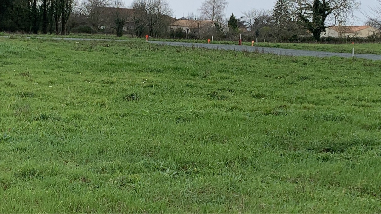 Terrain constructible de 504m2 à Le Taillan-Médoc/ image 1