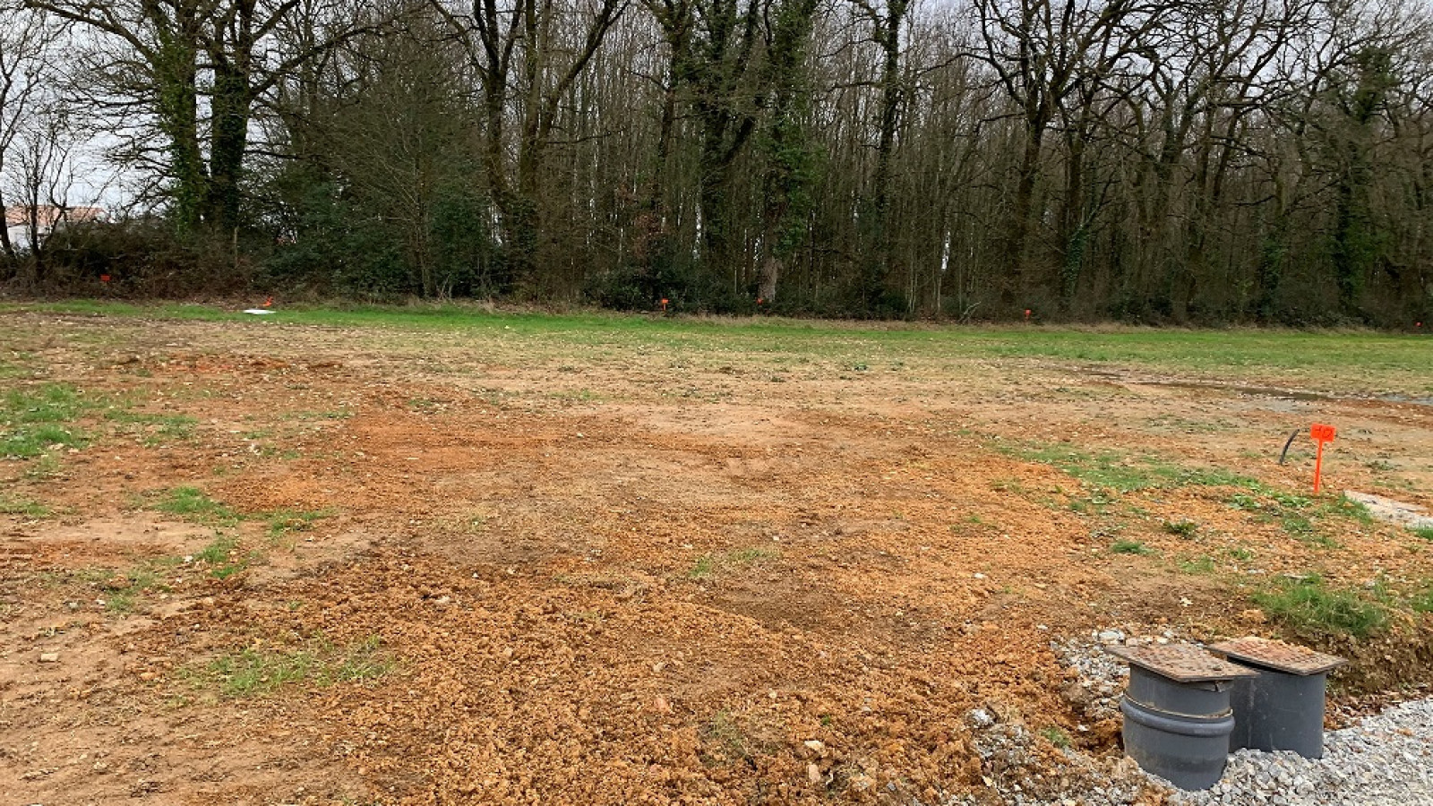 Terrain constructible de 669m2 à Saint-Laurent-Médoc/ image 1