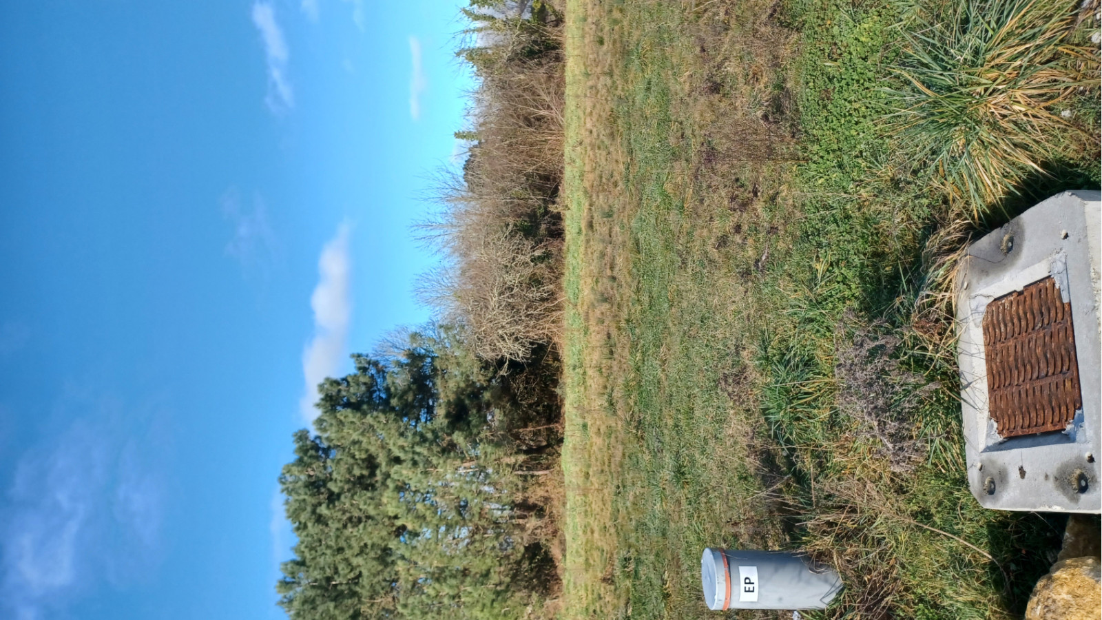 Terrain constructible de 600m2 à Saint-Quentin-de-Baron/ image 1