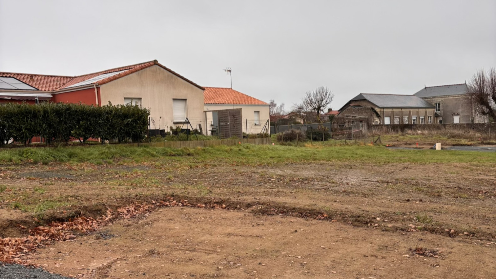 Terrain constructible de 385m2 à Mauges-sur-Loire/ image 1
