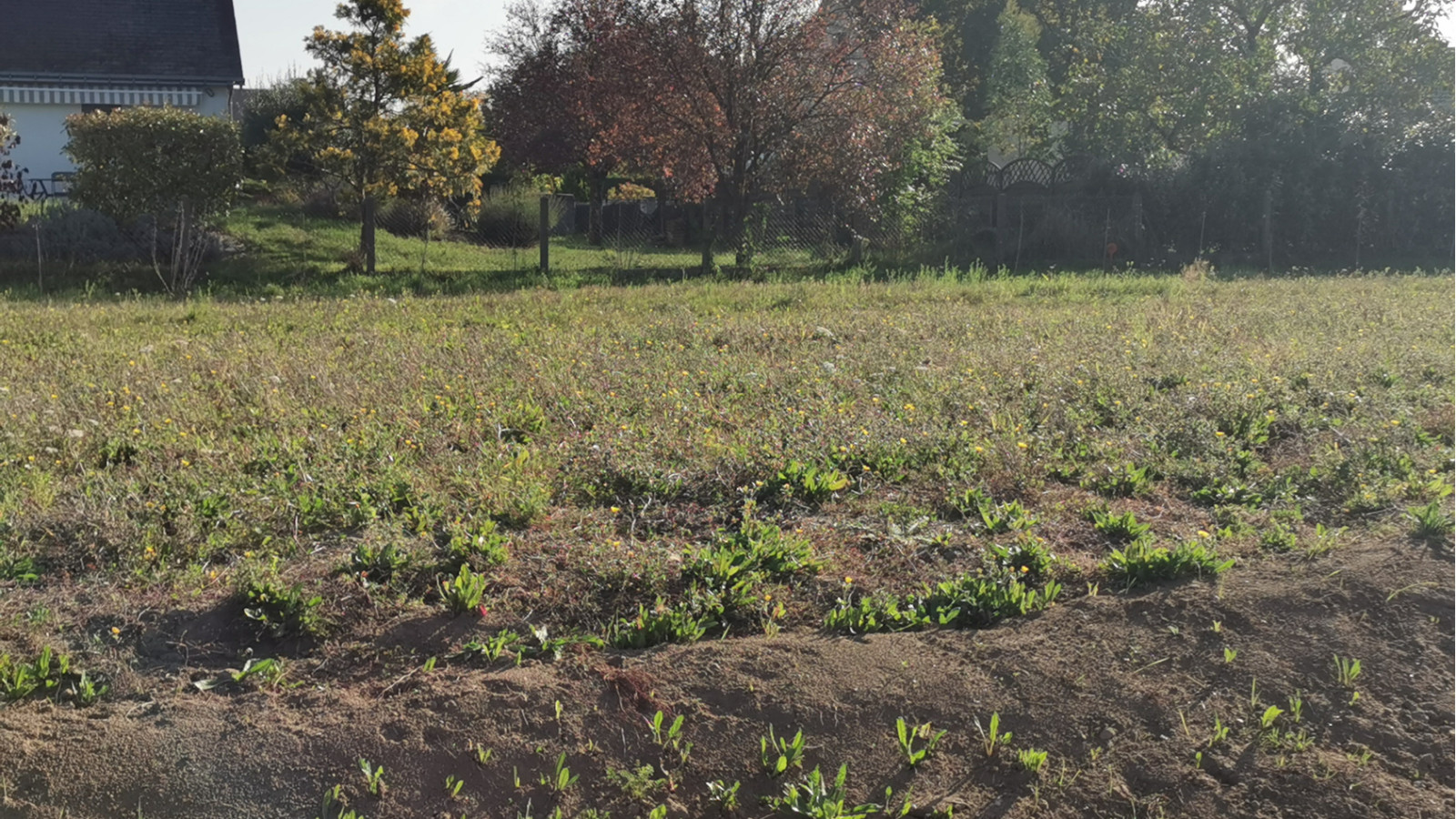 Terrain constructible de 434m2 à Luynes/ image 1