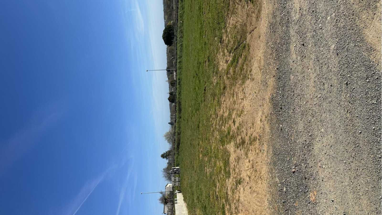 Terrain constructible de 590m2 à Baugé-en-Anjou/ image 1