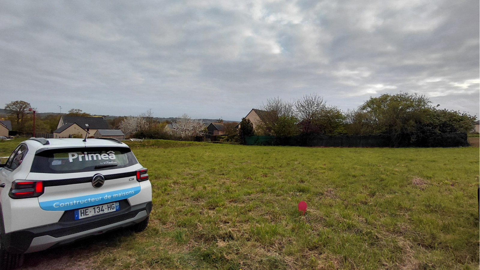 Terrain constructible de 449m2 à Bruz/ image 1