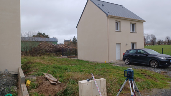 COMBOURG.jpg
