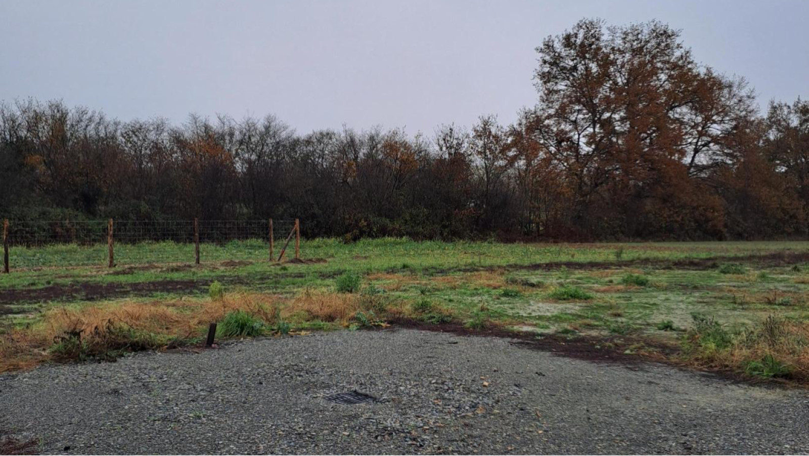 Terrain constructible de 335m2 à Segré-en-Anjou Bleu/ image 1