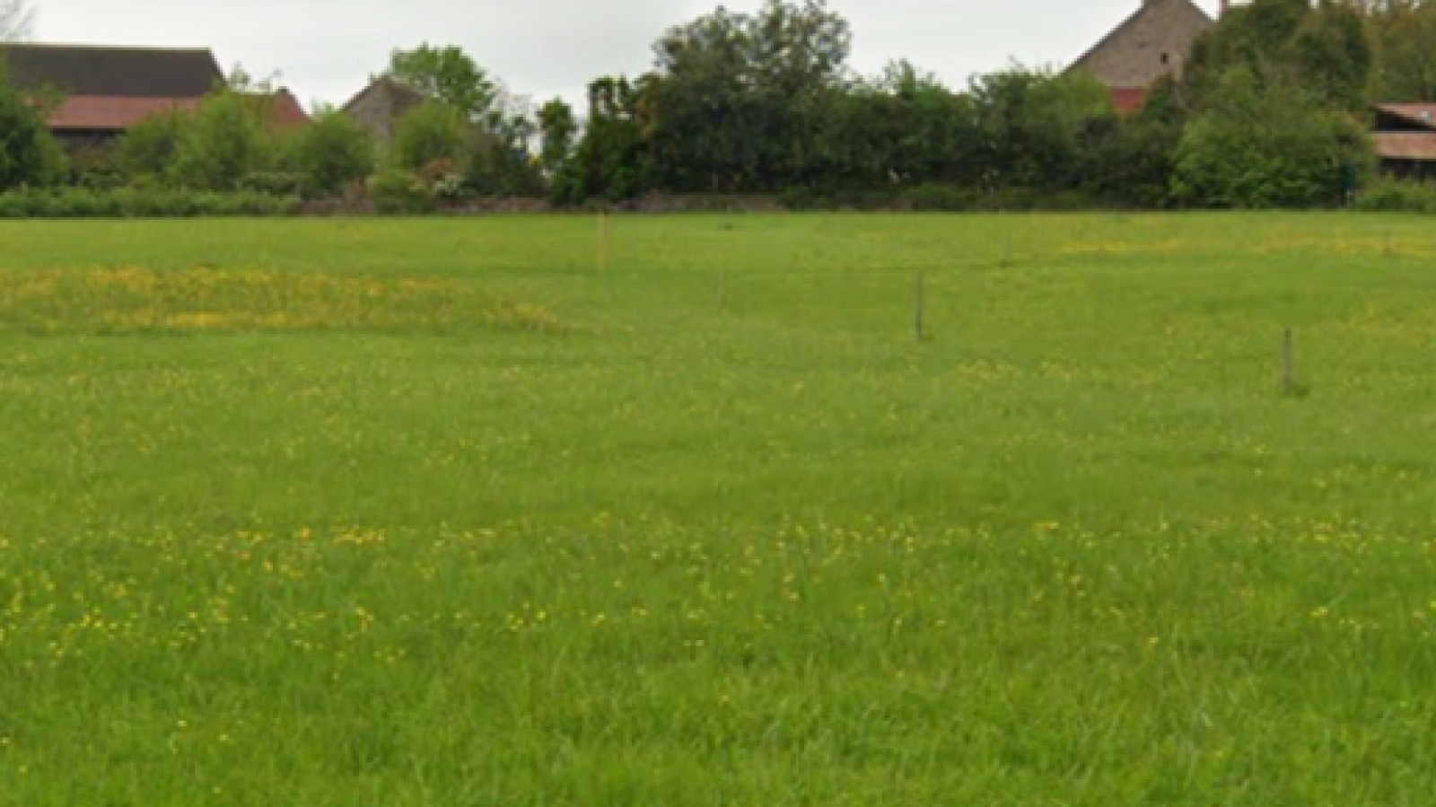 Terrain constructible de 1260m2 à Avallon/ image 1