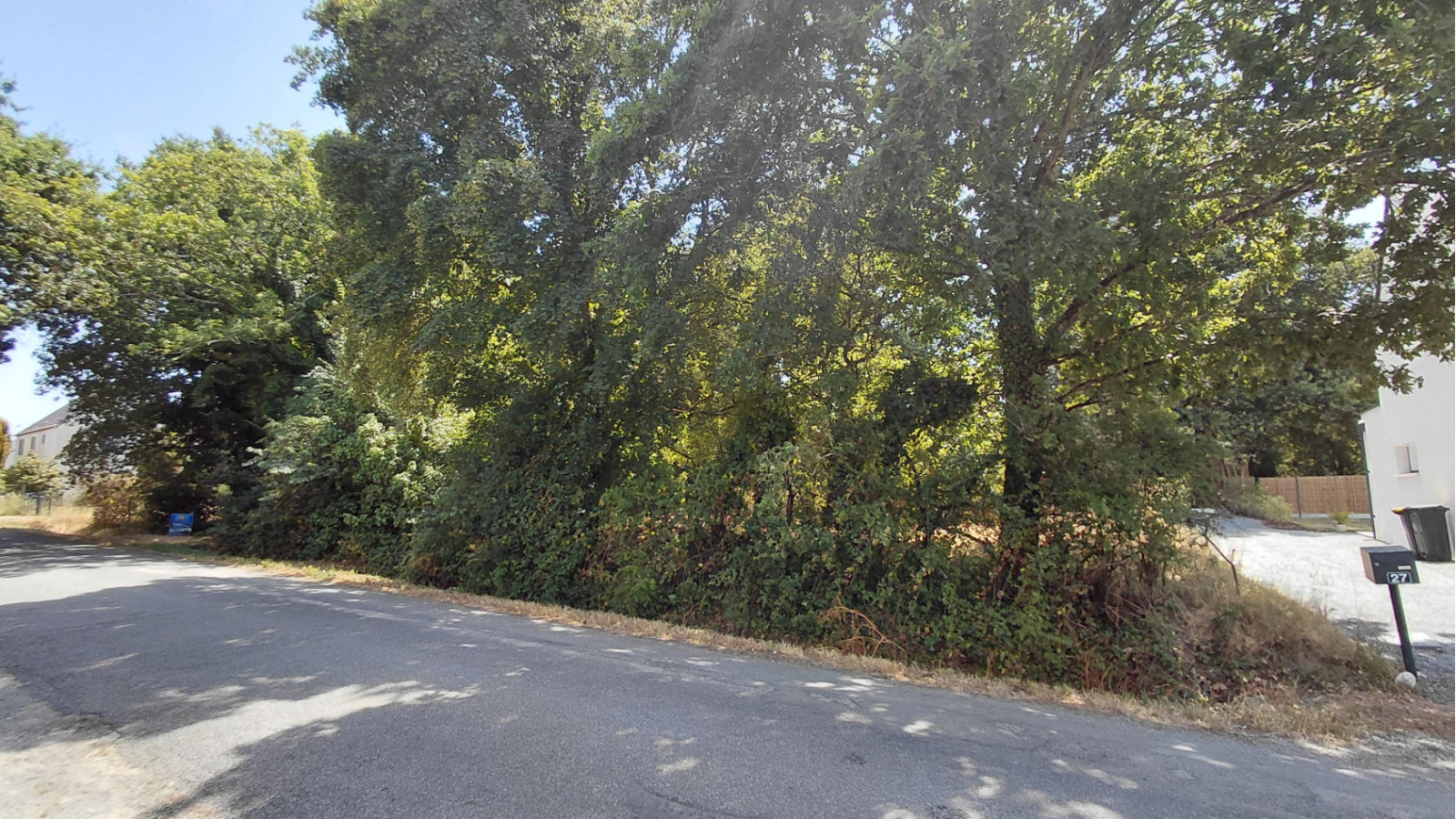 Terrain constructible de 430m2 à Besné/ image 1