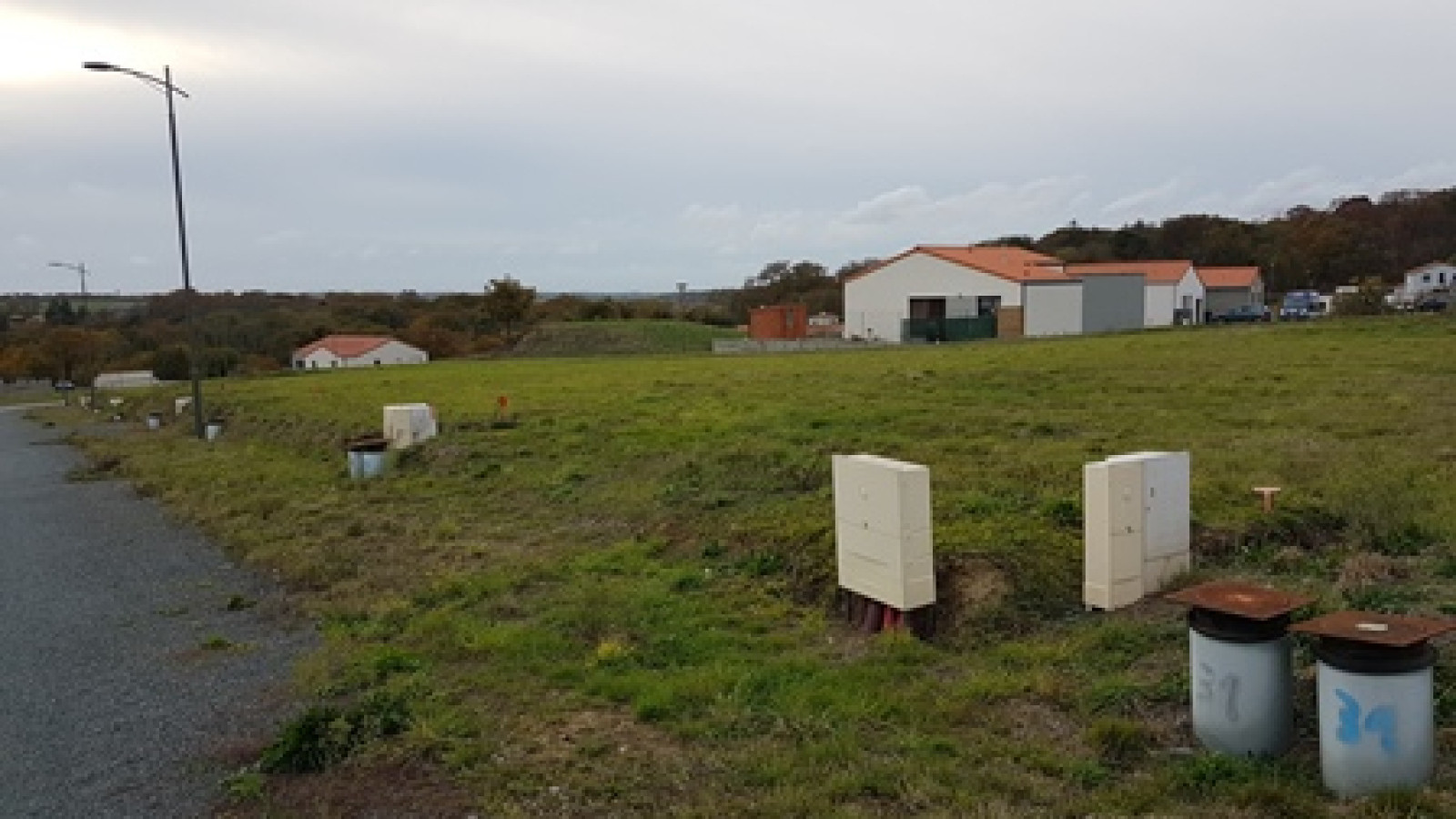 Terrain constructible de 386m2 à Château-Thébaud/ image 1