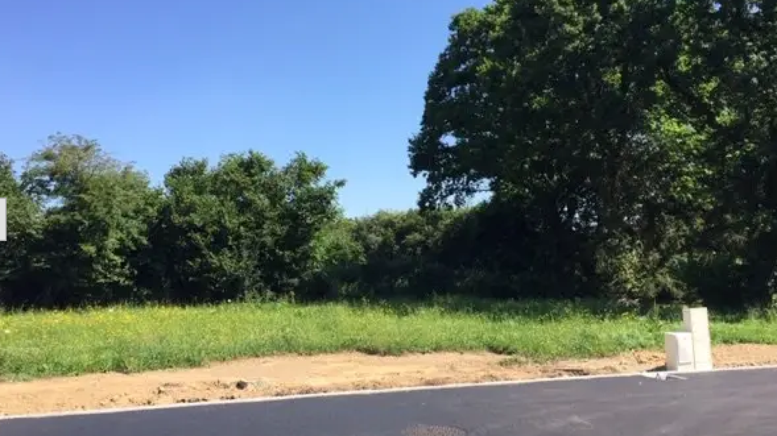 Terrain constructible de 195m2 à Mouzillon/ image 1