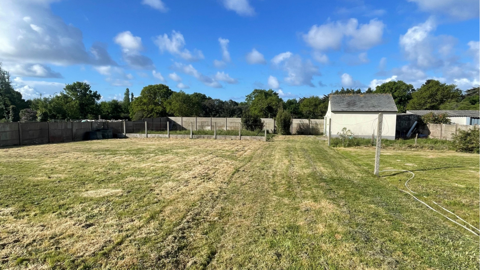 Terrain constructible de 1300m2 à La Turballe/ image 1