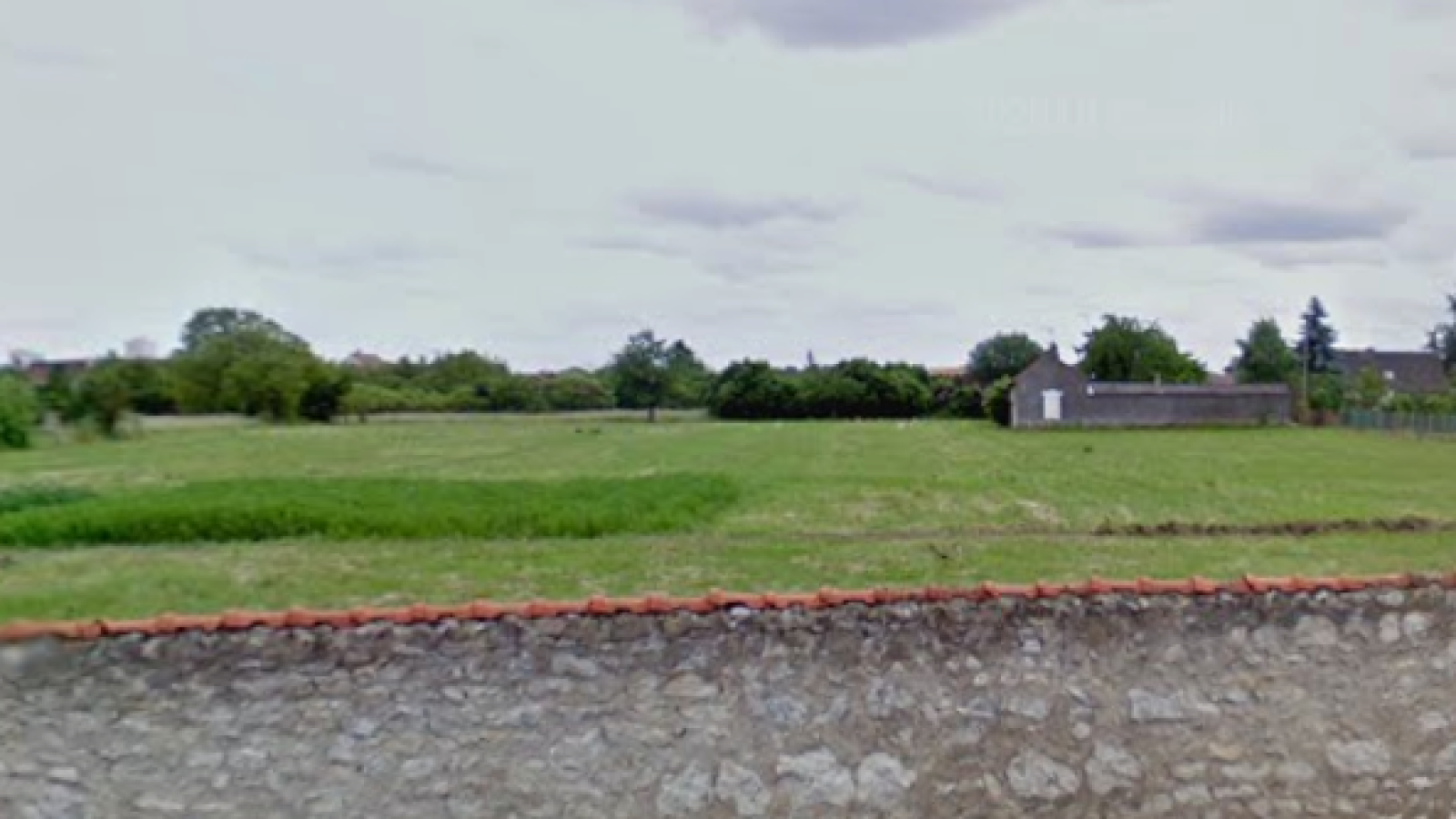 Terrain constructible de 684m2 à Orléans/ image 1