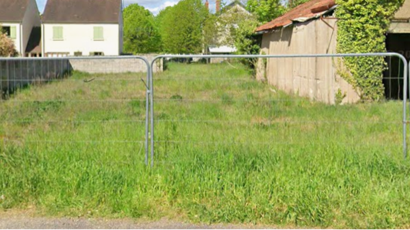 Terrain constructible de 378m2 à Châteauneuf-sur-Loire/ image 1