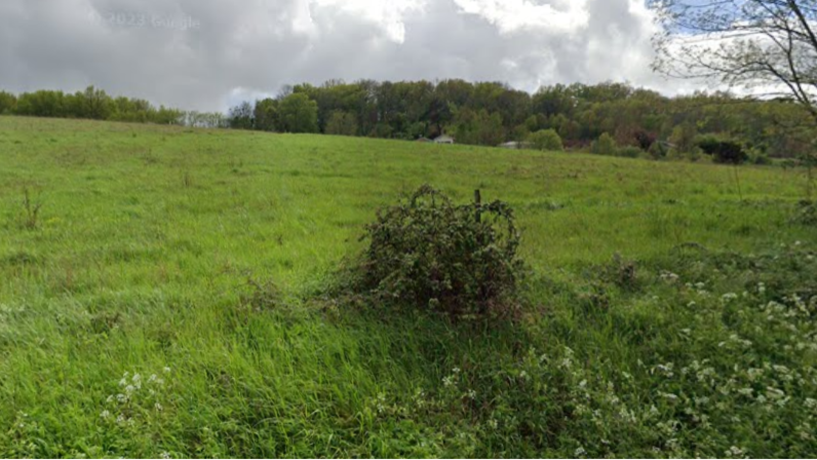 Terrain constructible de 700m2 à Verdelais/ image 1