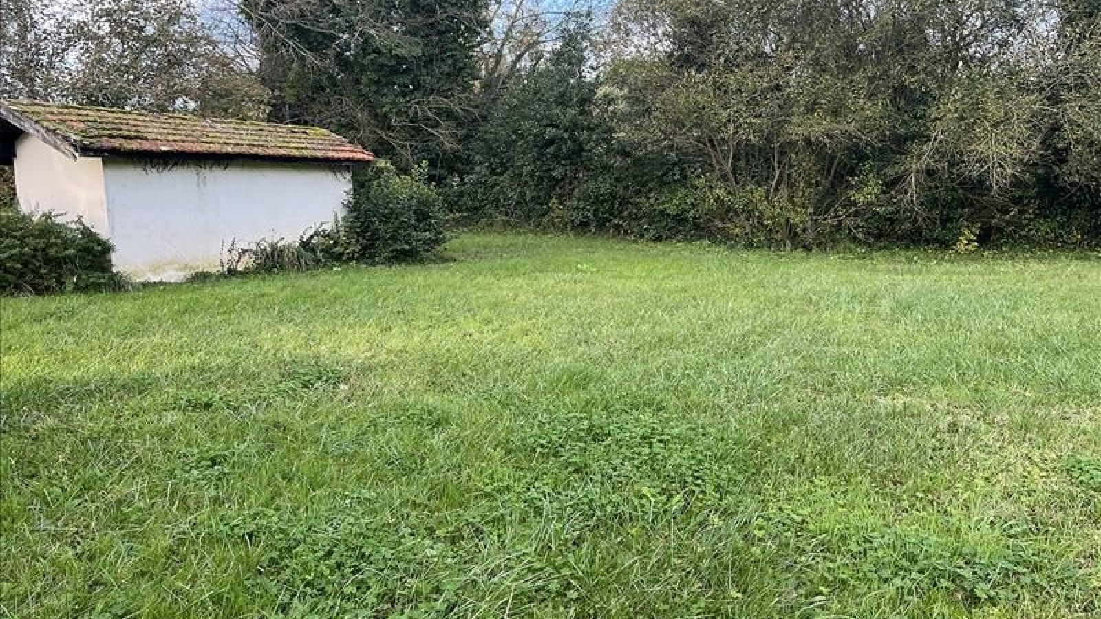 Terrain constructible de 785m2 à Camarsac/ image 1