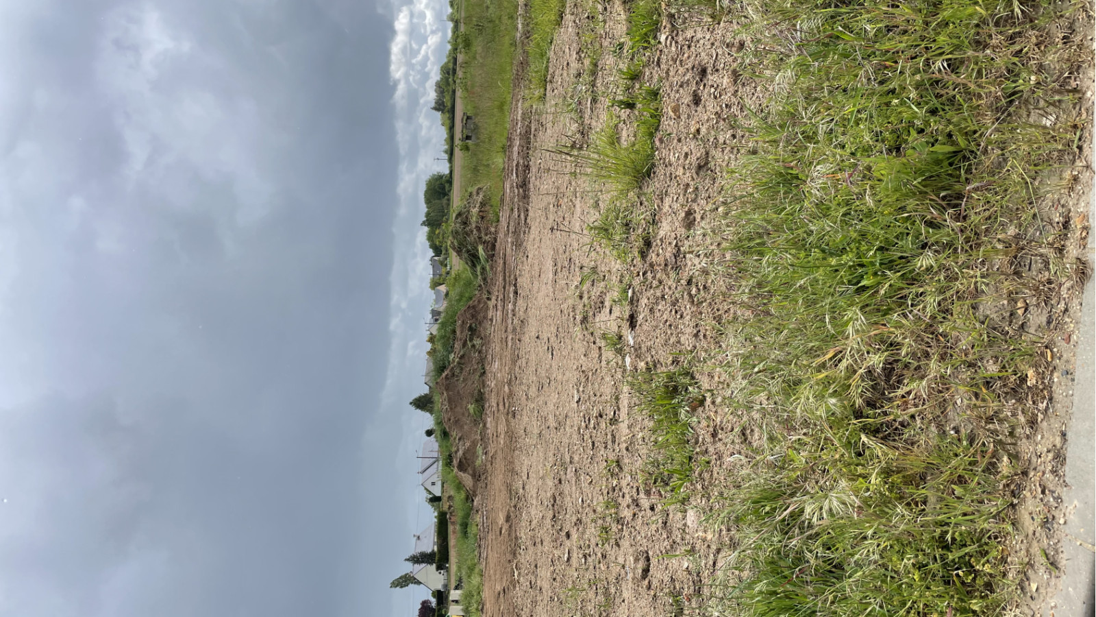 Terrain constructible de 500m2 à Artannes-sur-Indre/ image 1