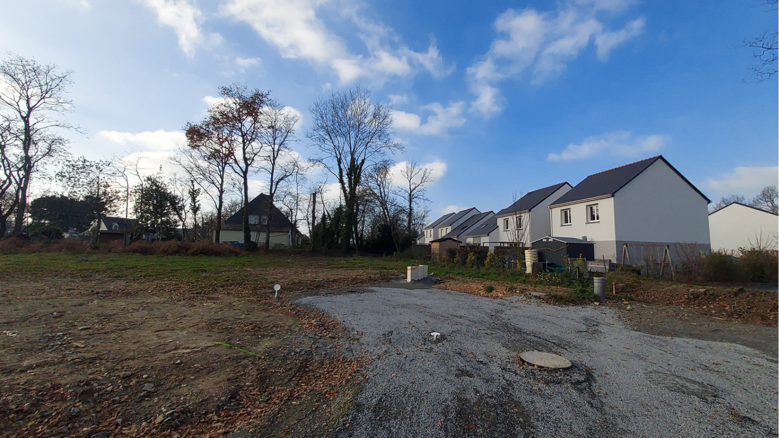Terrain constructible de 346m2 à Le Petit-Fougeray/ image 1