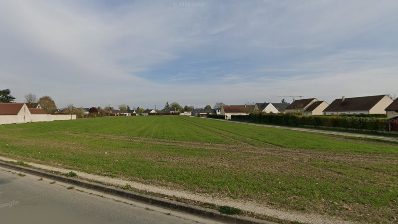 Terrain constructible de 519m2 à Neuville-aux-Bois/ image 1