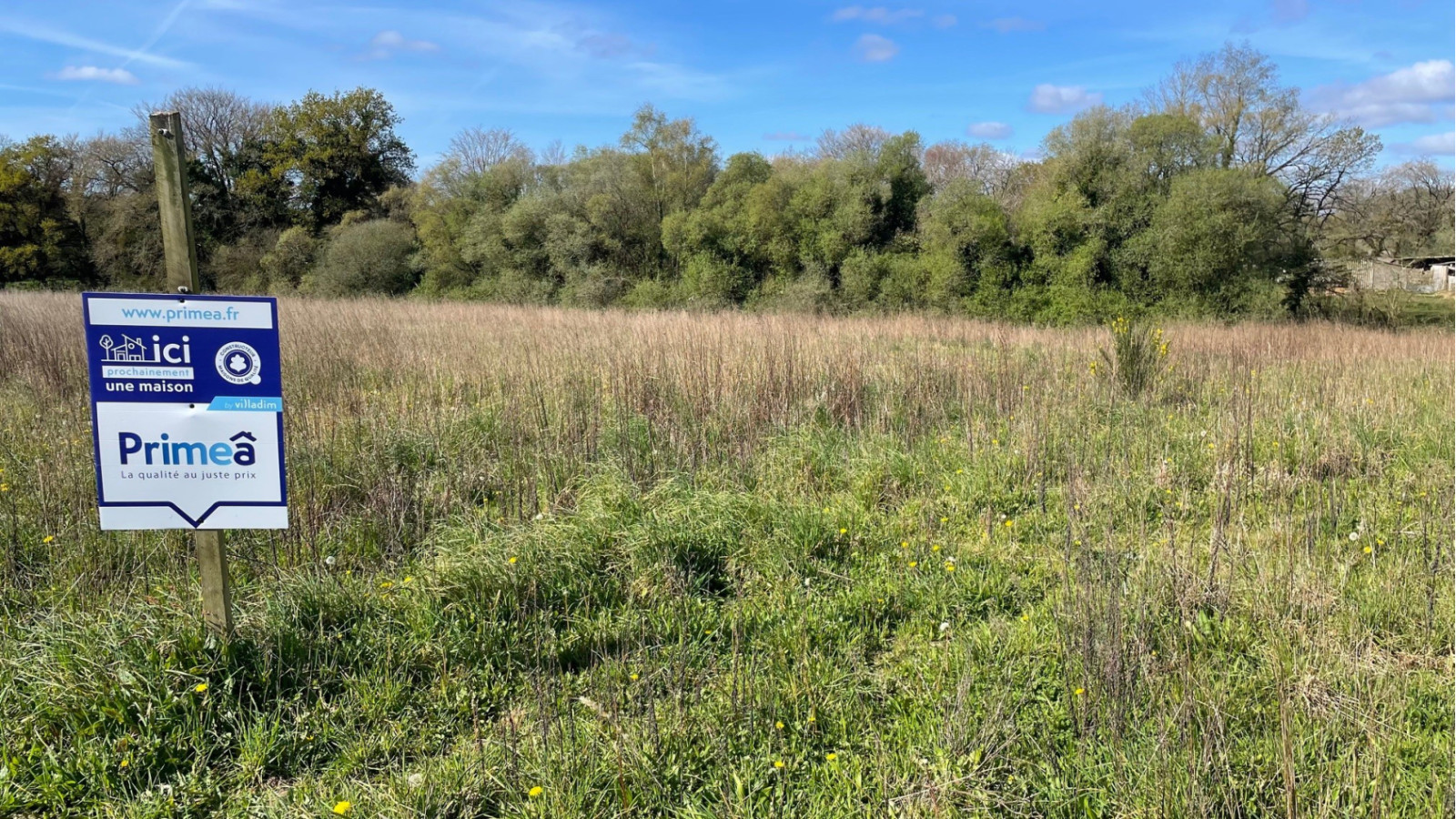 Terrain constructible de 331m2 à Inzinzac-Lochrist/ image 1