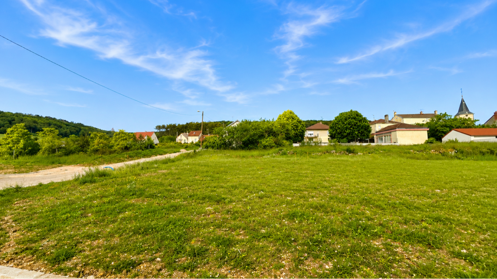 Terrain constructible de 433m2 à Corcelles-les-Monts/ image 1