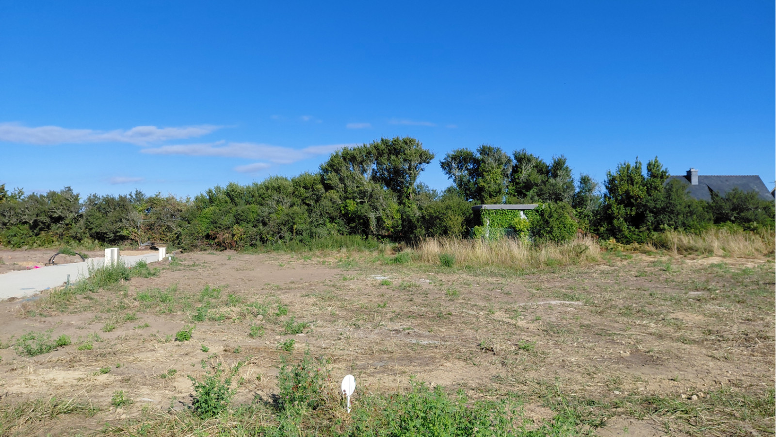 Terrain constructible de 260m2 à Étel/ image 1