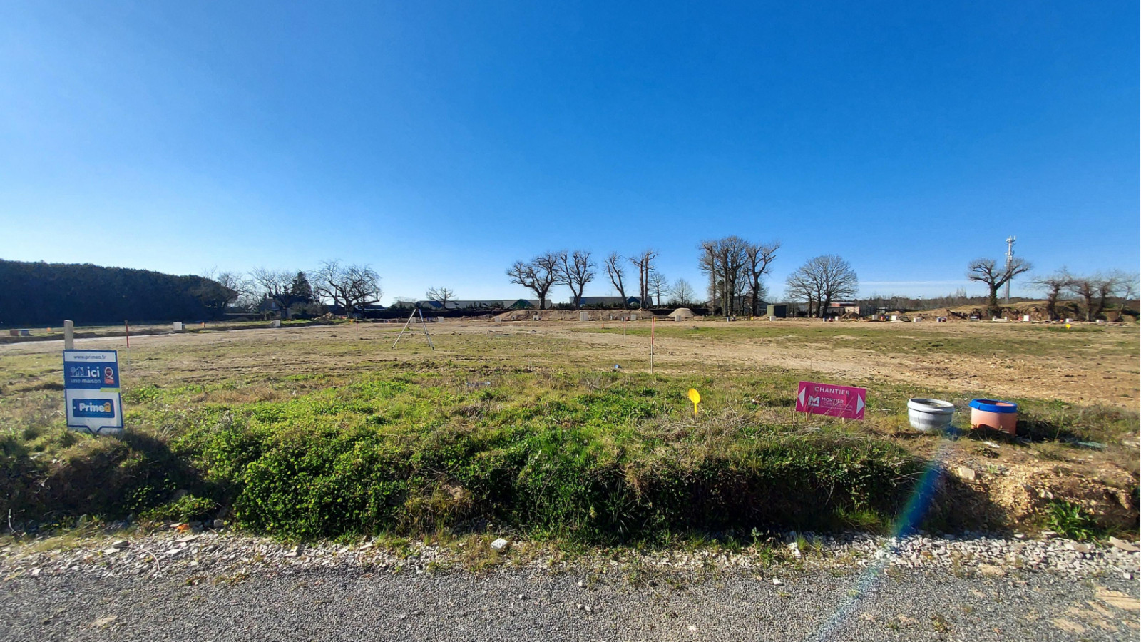 Terrain constructible de 304m2 à Saint-Armel/ image 1