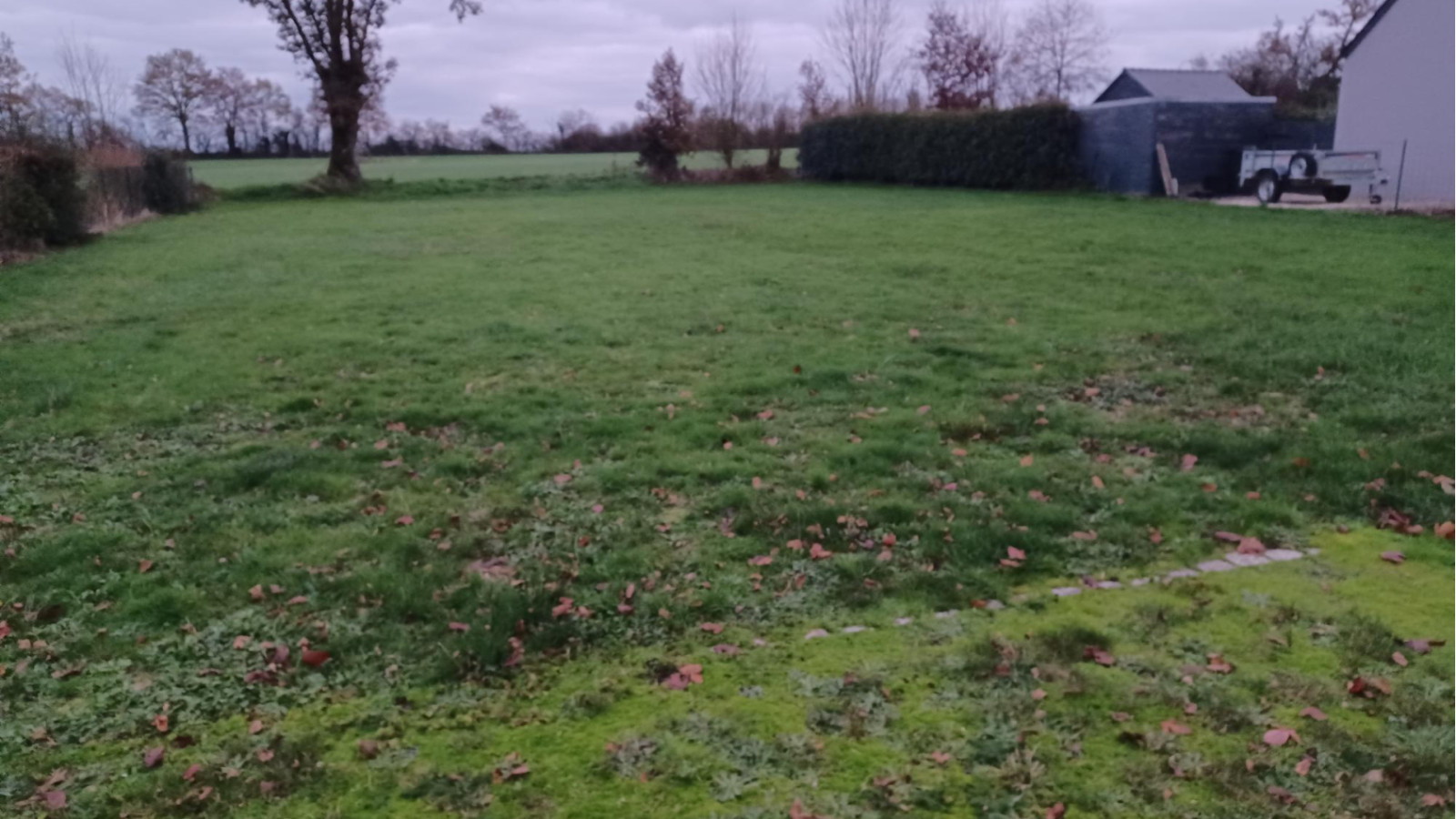 Terrain constructible de 214m2 à Erquy/ image 1