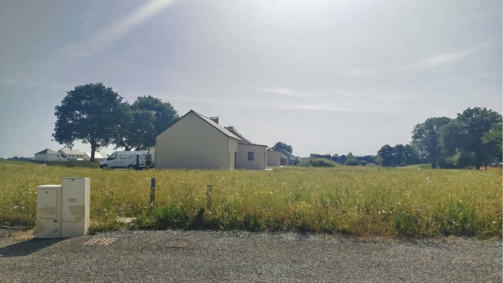Terrain constructible de 231m2 à Pleudihen-sur-Rance/ image 1
